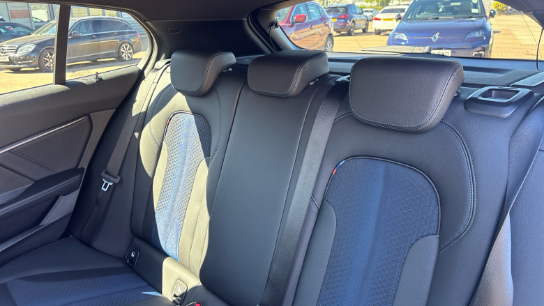BMW 1 Series 118i [136] M Sport 5dr Petrol Hatchback